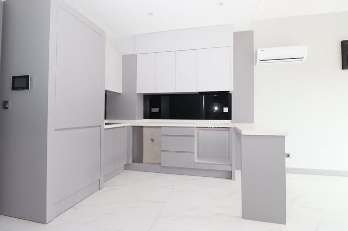 Image No.24-3 Bed Apartment for sale