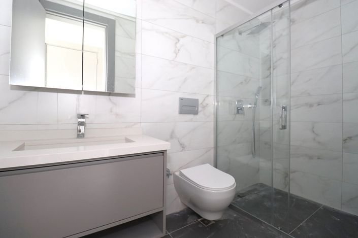 Image No.29-3 Bed Apartment for sale