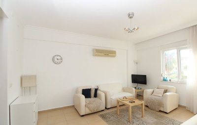 Interior 6