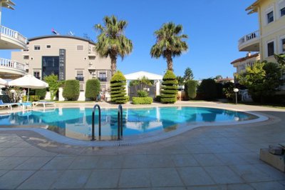 Exterior 4