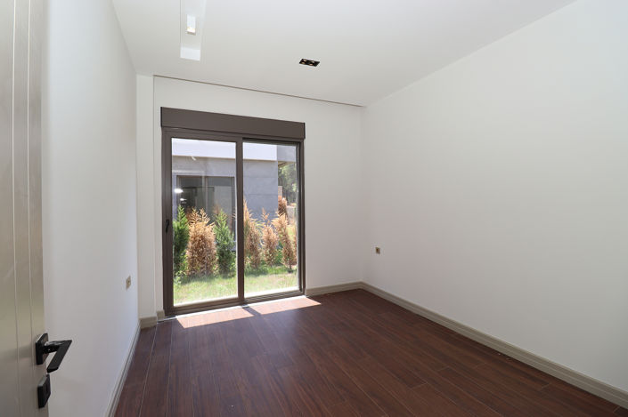 Image No.20-4 Bed House/Villa for sale