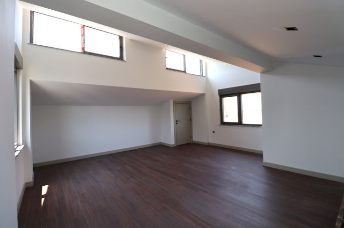 Image No.28-4 Bed House/Villa for sale