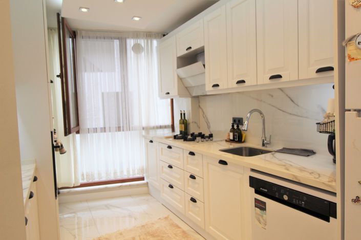 Image No.12-3 Bed Apartment for sale