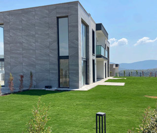 Exterior 9