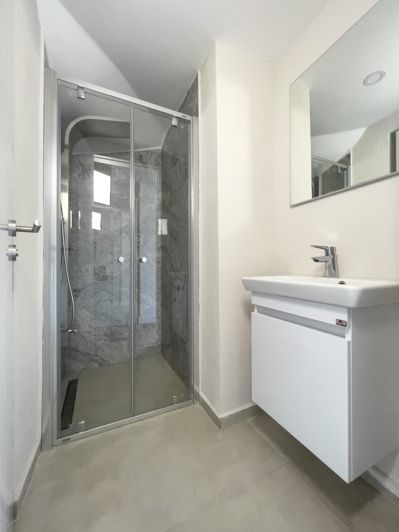 Image No.32-2 Bed Apartment for sale