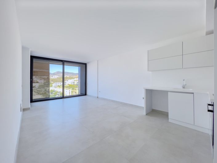 Image No.30-3 Bed Apartment for sale