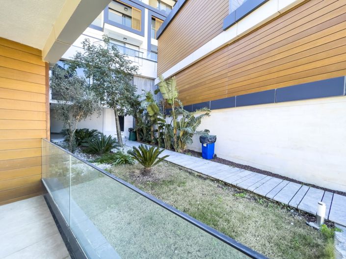 Image No.7-3 Bed Apartment for sale