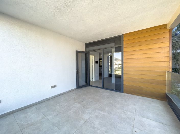 Image No.9-3 Bed Apartment for sale