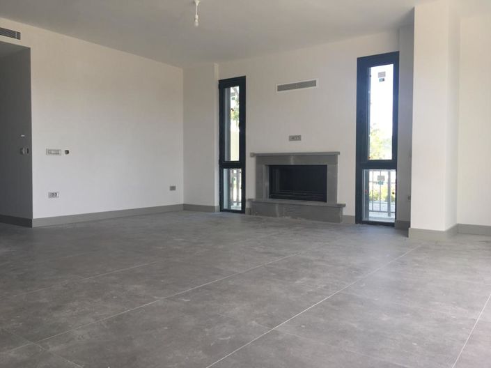 Image No.34-4 Bed House/Villa for sale