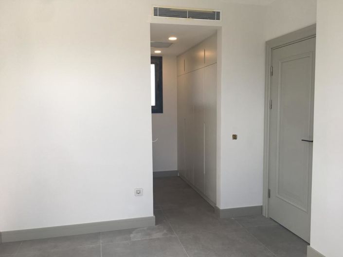 Image No.40-4 Bed House/Villa for sale