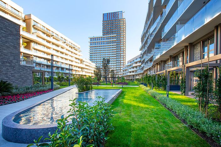 Image No.5-Commercial for sale