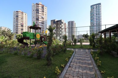 Exterior 8