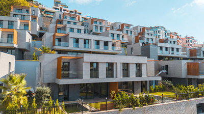 Exterior 3