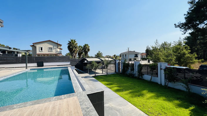 Image No.11-4 Bed House/Villa for sale