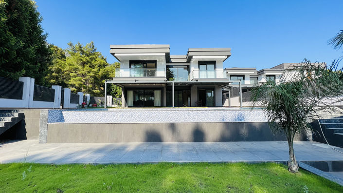 Image No.2-4 Bed House/Villa for sale