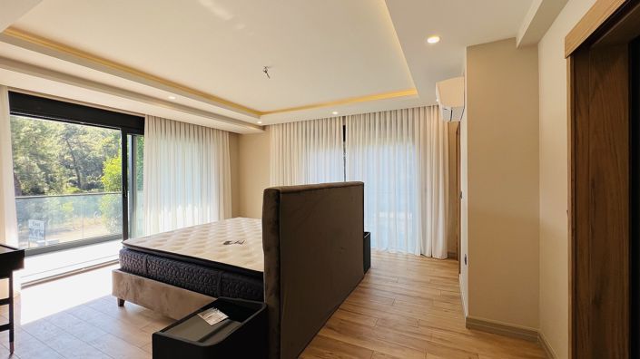 Image No.24-4 Bed House/Villa for sale