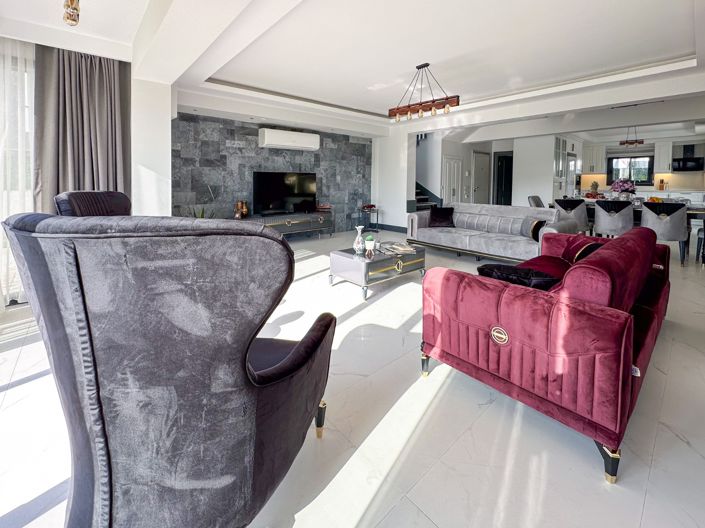 Image No.12-4 Bed House/Villa for sale