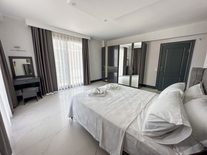 Image No.21-4 Bed House/Villa for sale