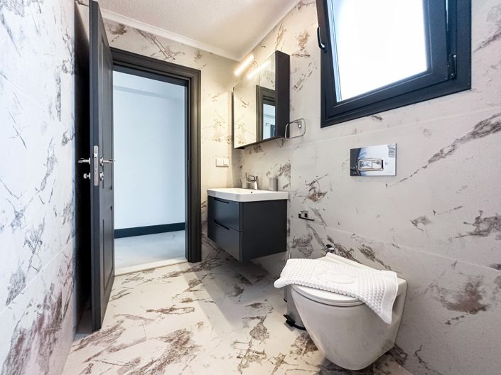 Image No.26-4 Bed House/Villa for sale