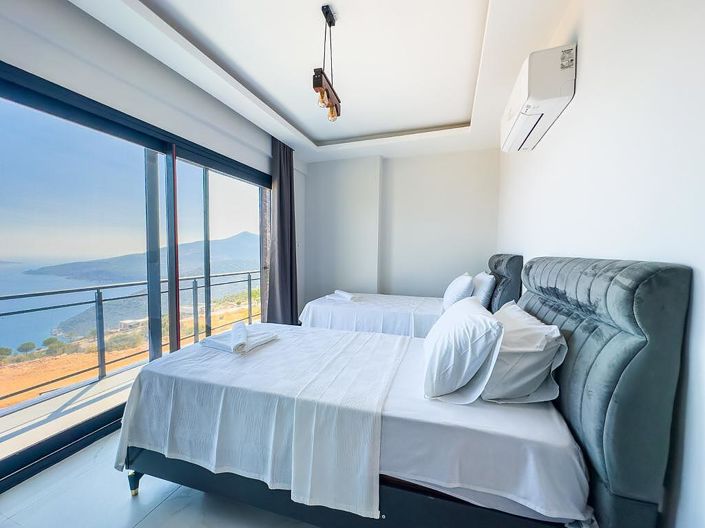 Image No.24-4 Bed House/Villa for sale