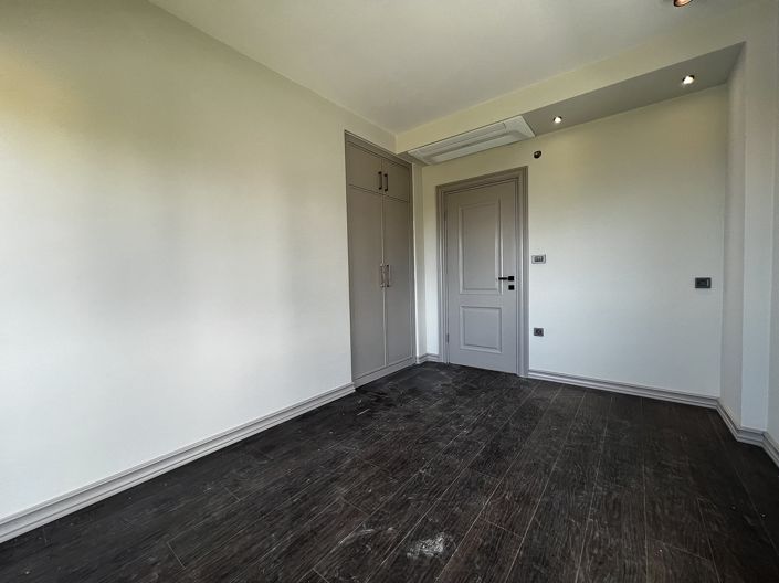 Image No.24-5 Bed House/Villa for sale