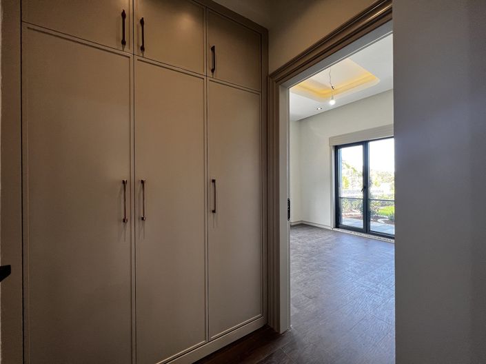 Image No.20-5 Bed House/Villa for sale