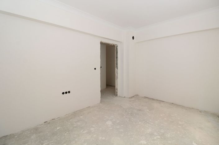 Image No.12-5 Bed Apartment for sale