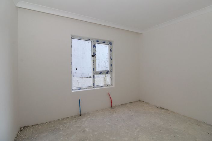 Image No.13-5 Bed Apartment for sale