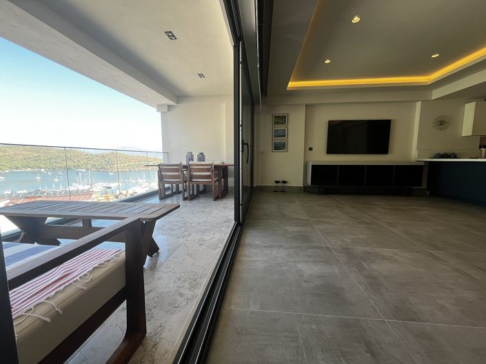 Image No.32-2 Bed Apartment for sale