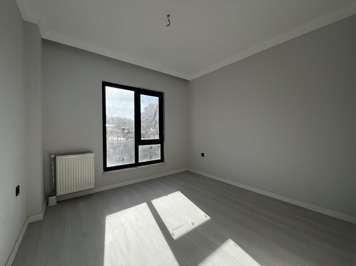 Image No.21-2 Bed Apartment for sale