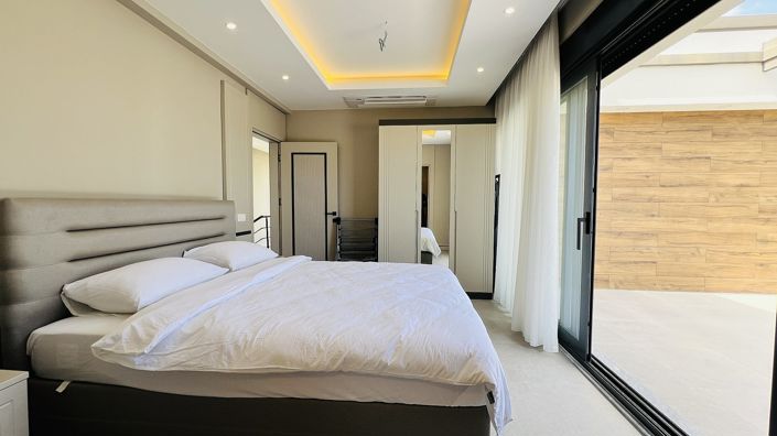 Image No.23-4 Bed House/Villa for sale