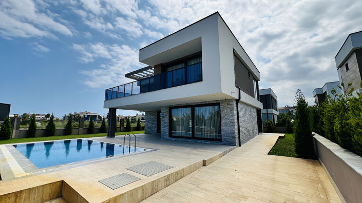 Image No.3-4 Bed House/Villa for sale