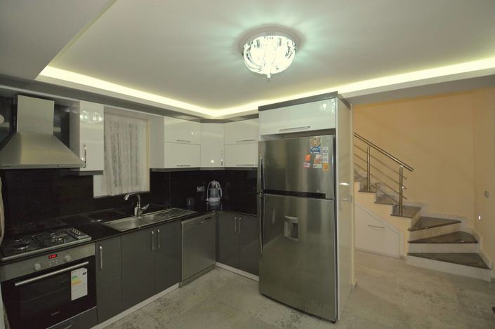 Image No.19-4 Bed House/Villa for sale