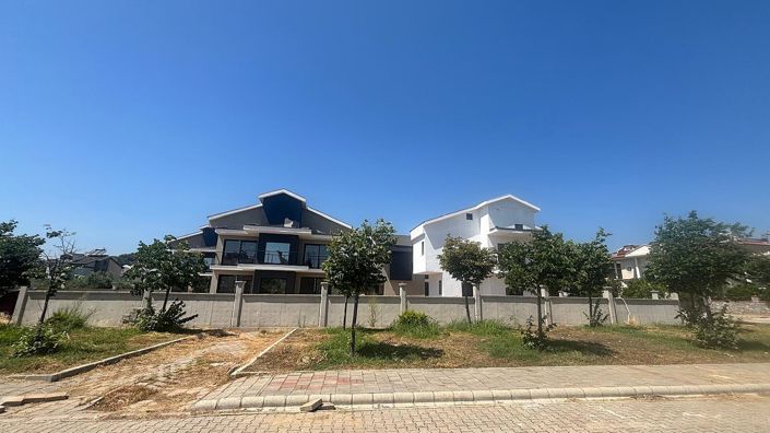 Image No.30-4 Bed House/Villa for sale