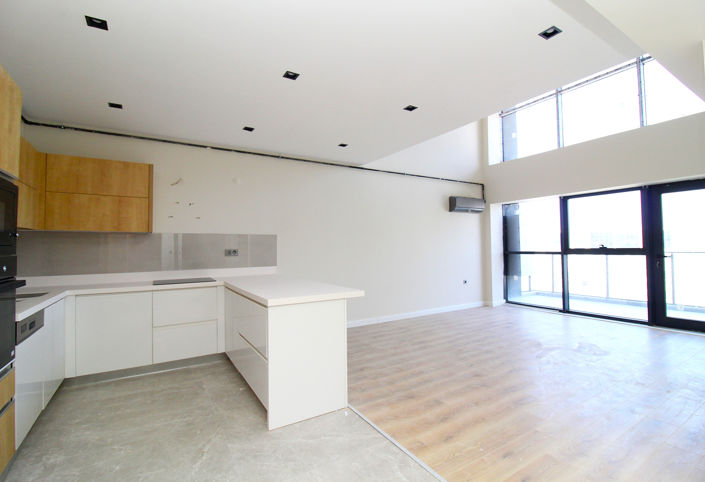 Image No.14-3 Bed Apartment for sale