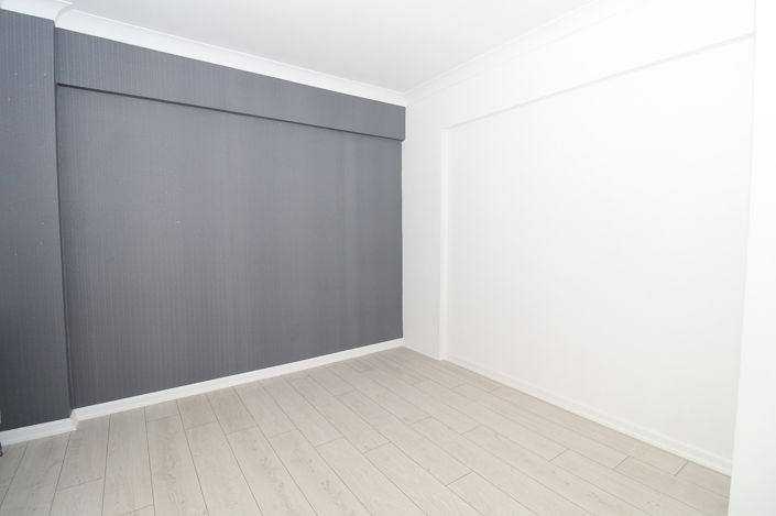 Image No.10-3 Bed Apartment for sale