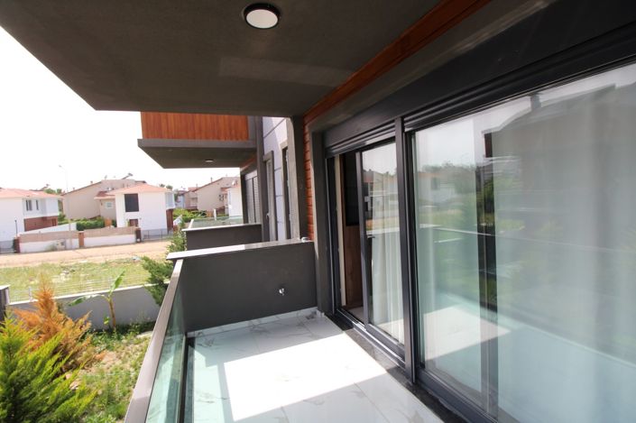 Image No.50-1 Bed Apartment for sale