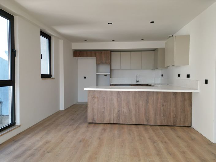 Image No.16-2 Bed Apartment for sale