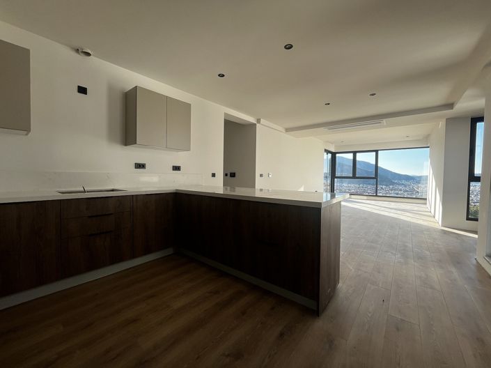 Image No.19-2 Bed Apartment for sale