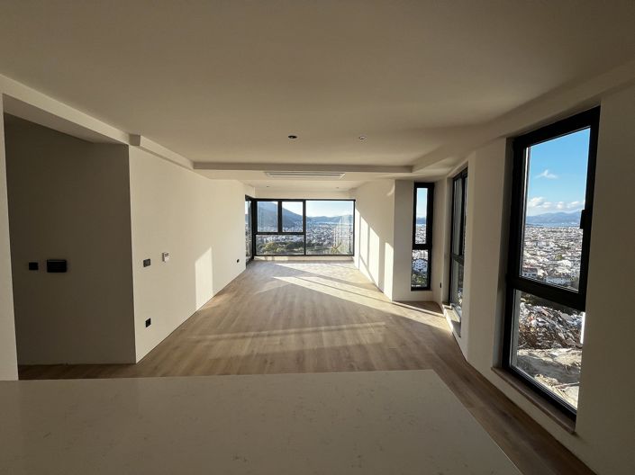 Image No.20-2 Bed Apartment for sale