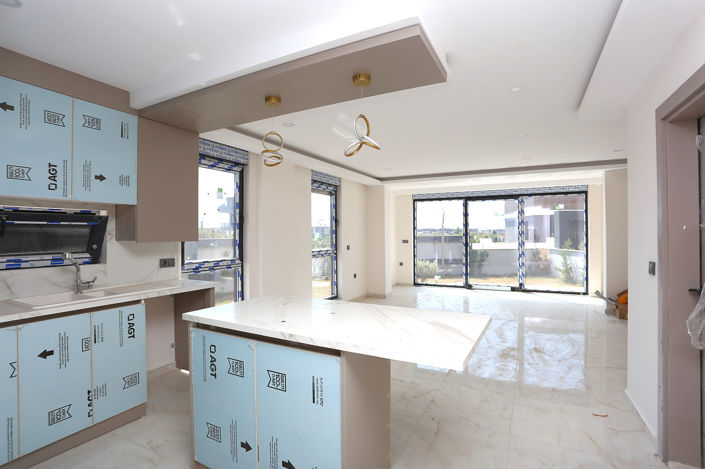 Image No.56-5 Bed House/Villa for sale