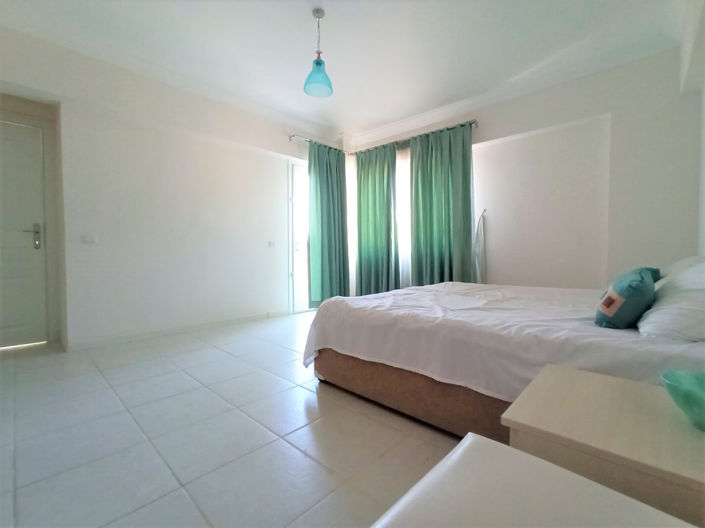 Image No.17-2 Bed Apartment for sale