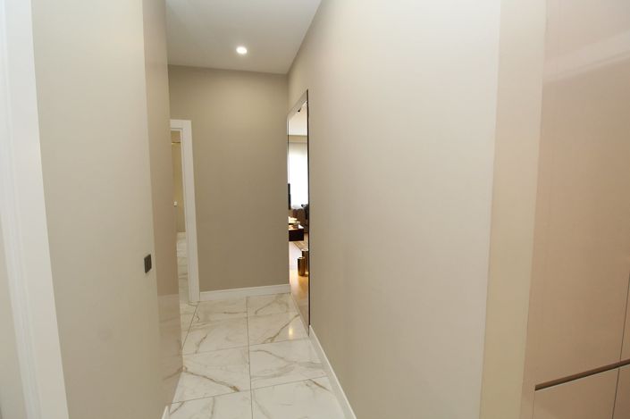 Image No.12-4 Bed Apartment for sale