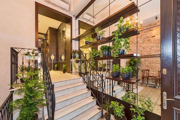 Image No.19-10 Bed Commercial for sale