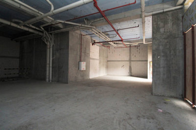 Interior 4
