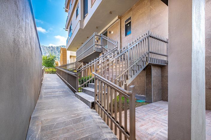 Image No.8-3 Bed Apartment for sale