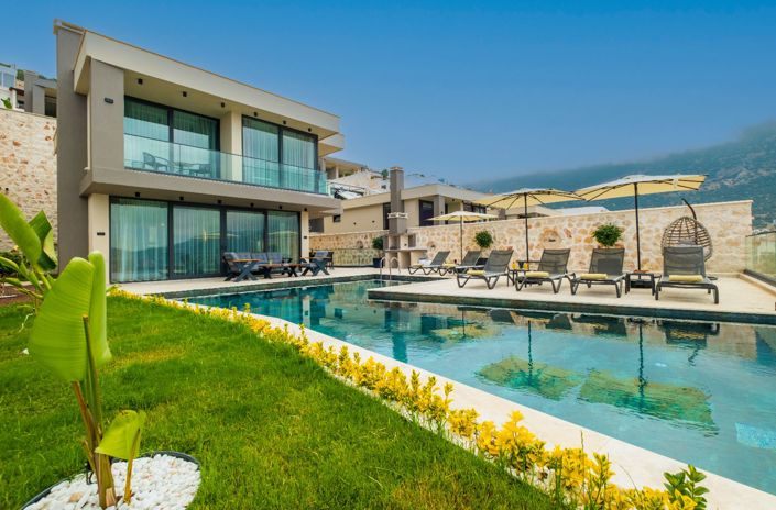 Image No.1-4 Bed House/Villa for sale