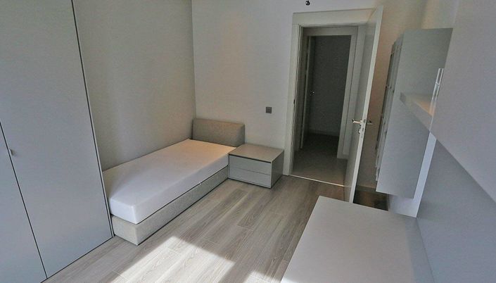 Image No.32-2 Bed Apartment for sale