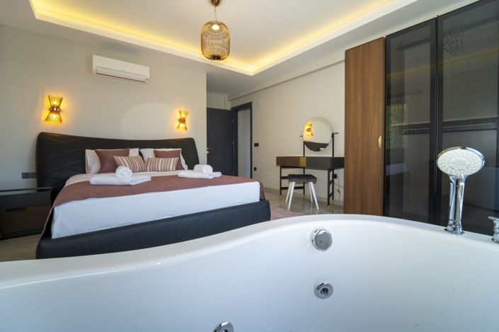 Image No.38-4 Bed House/Villa for sale