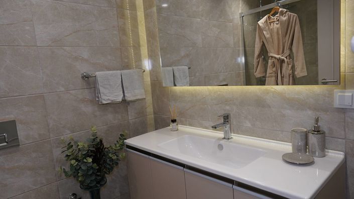 Image No.19-4 Bed Apartment for sale